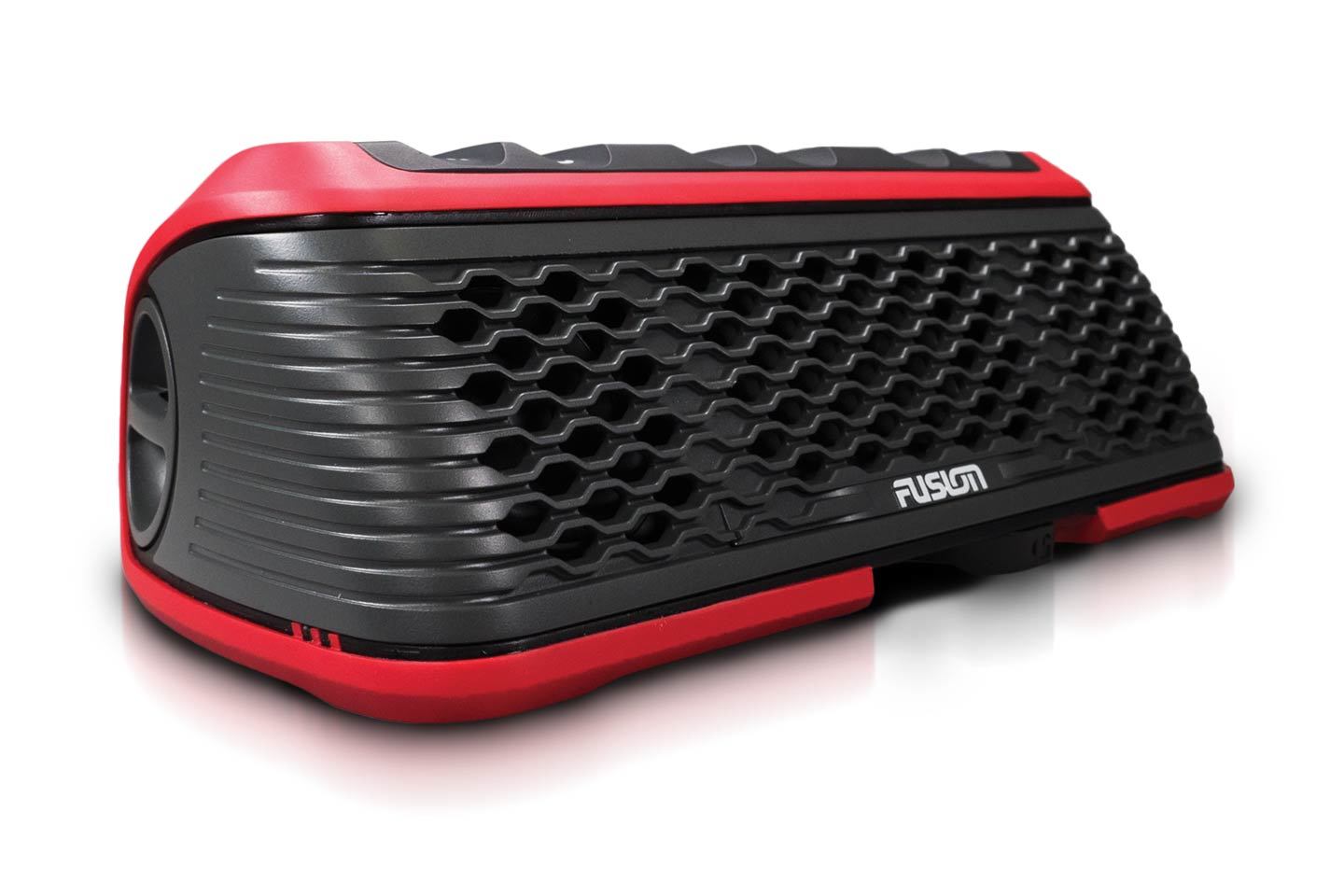 Fusion Stereoactive BT FM Box rot vorne