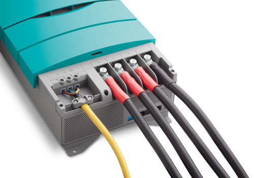 Mastervolt ChargeMaster Plus 24/110-3 Ladegerät